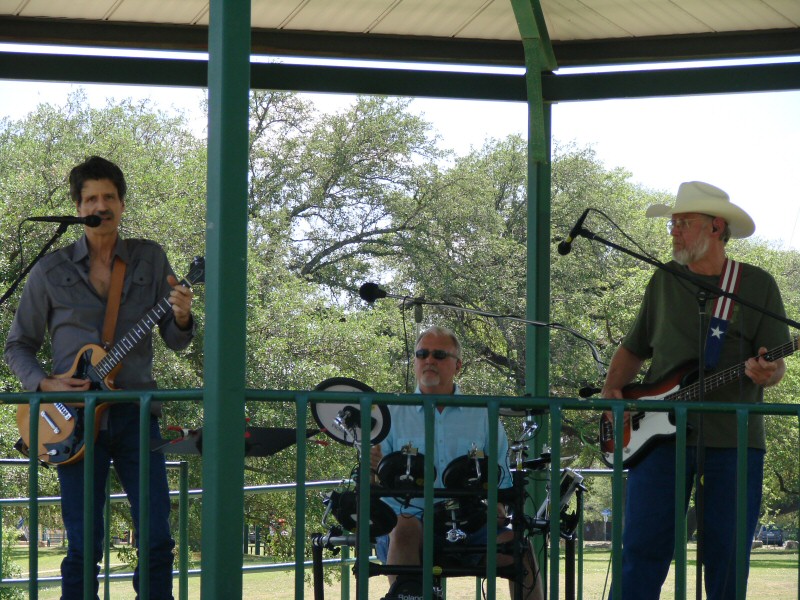 2013-04-28_SanGabrielPark07RandyWhitTomt (187K)